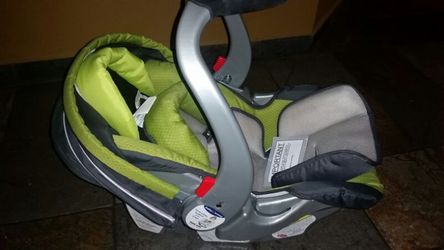 Infant car seat