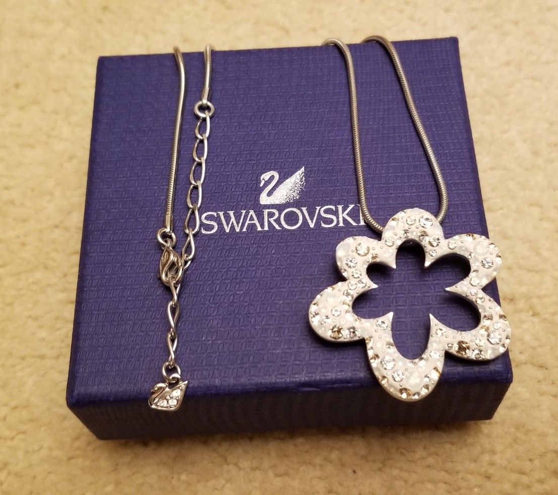 Limited Edition Swarovski White Crystal Open Flower Pendant Necklace