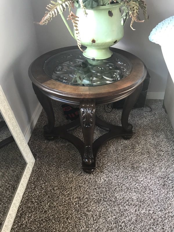 End table
