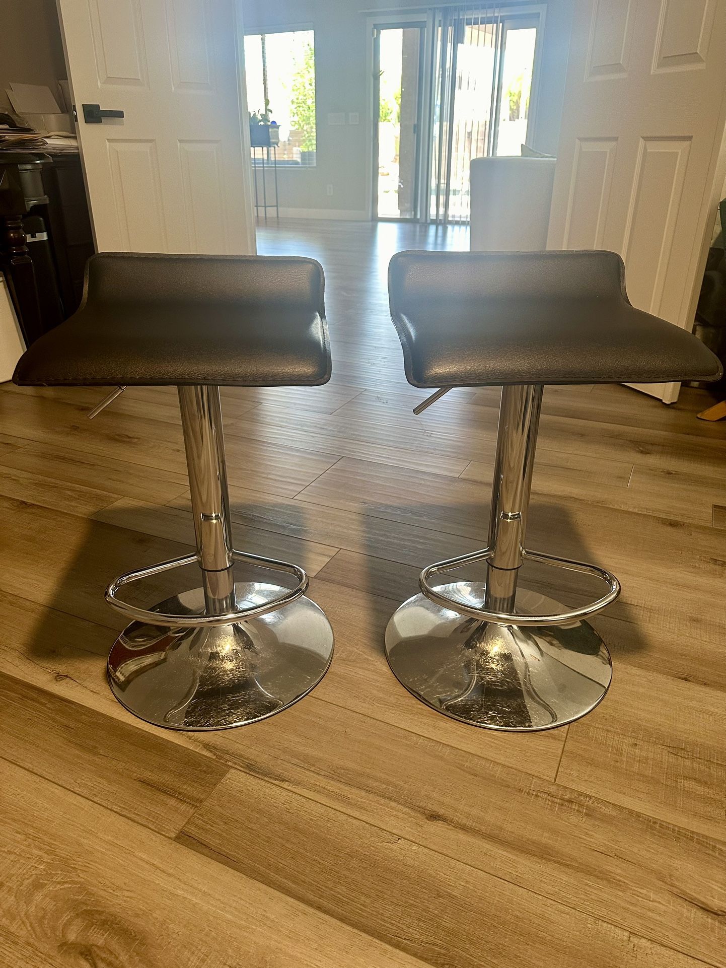 2 Pub Style Bar Stools