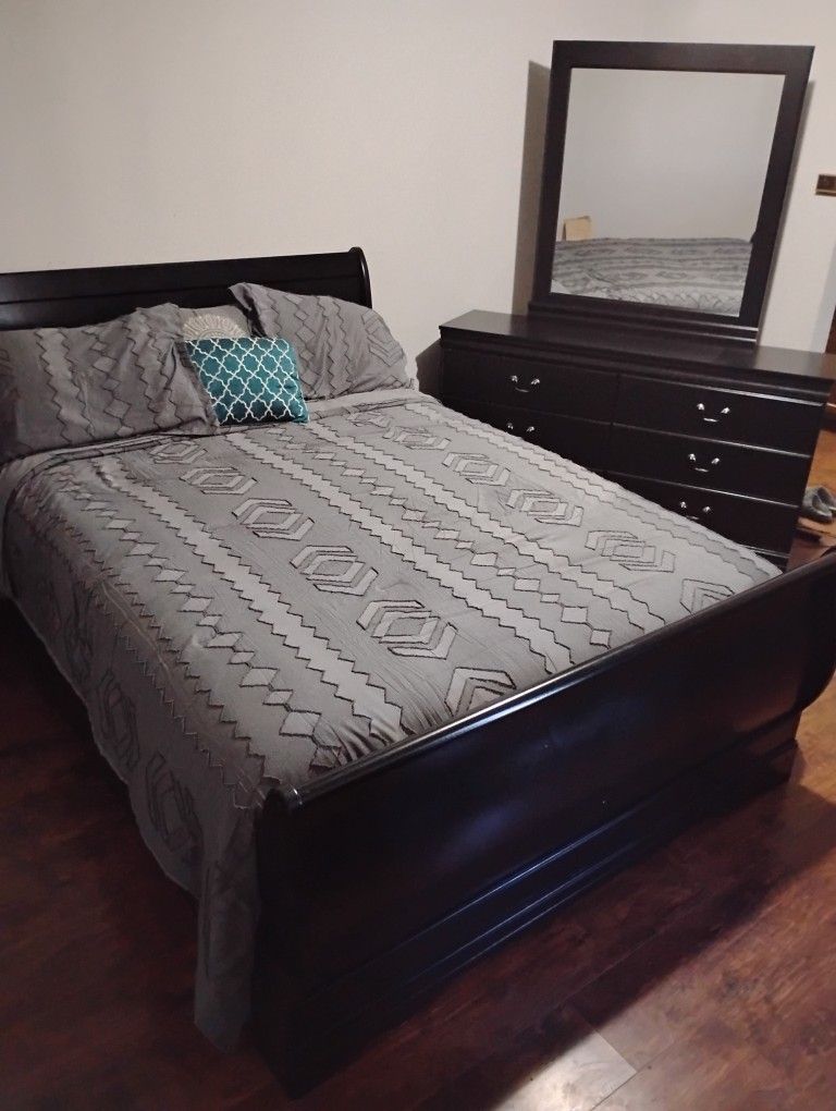 Ashley Bedroom Suit