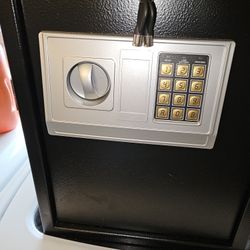 Safe Box Stalwart 