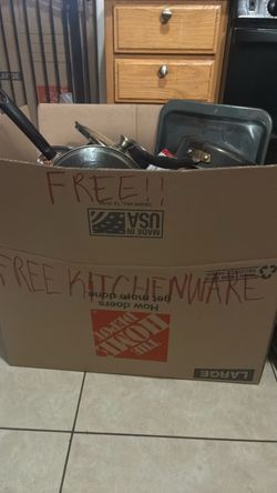 FREE kitchen dishes