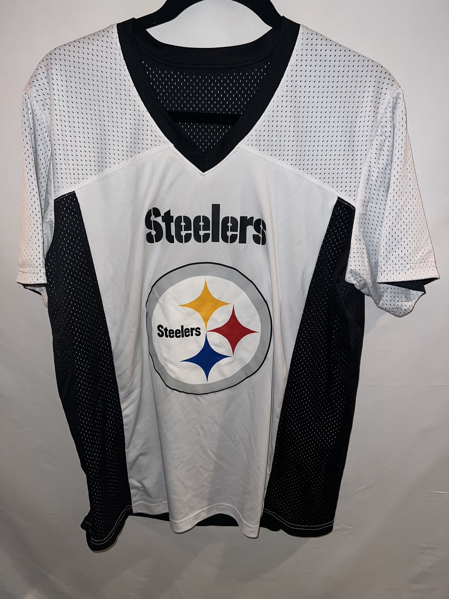 Men’s Medium Augusta Sportswear Pittsburgh Steelers reversible jersey
