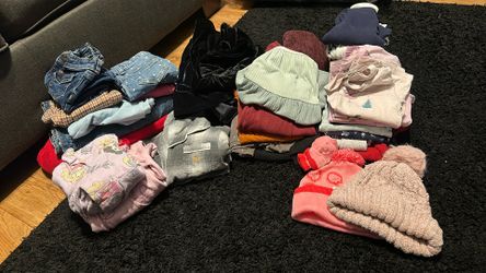 Toddler Girl Clothes Size 3T 60$