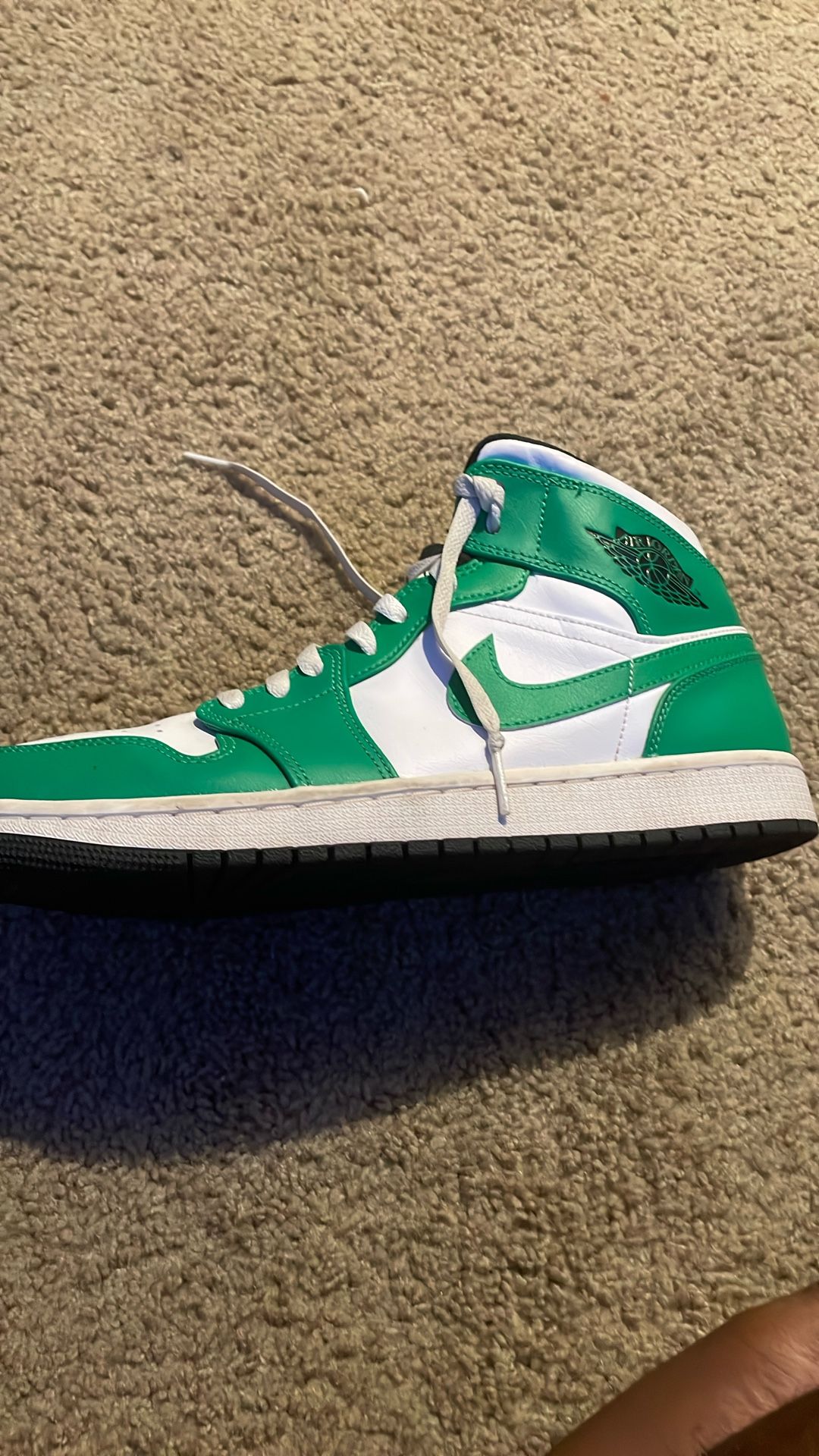 Jordan's 1 Lucky Green 