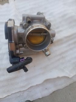 2015 Chevy Sonic Parts Fuel Injection Throttle Body-Assembly with Sensor