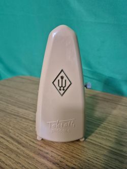 Vintage Wittner Taktell Piccolo Beige Metronome