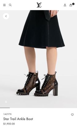 New ladies LV Boot -size 6