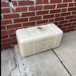Car Detailing 45 Gallon water tank