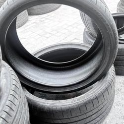 Used // Pirelli P Zero tm - 275/30R21