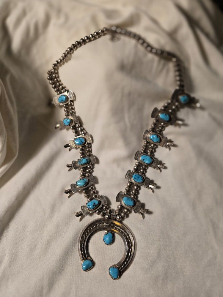 Vintage Box Bow Squash Bloom Necklace Silver And Turquoise