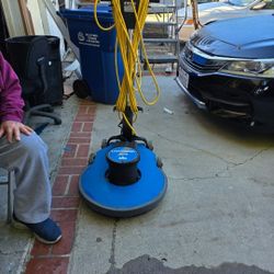 Windsor 0l Polish Floor Machine  HIGH SPEED  325.00 