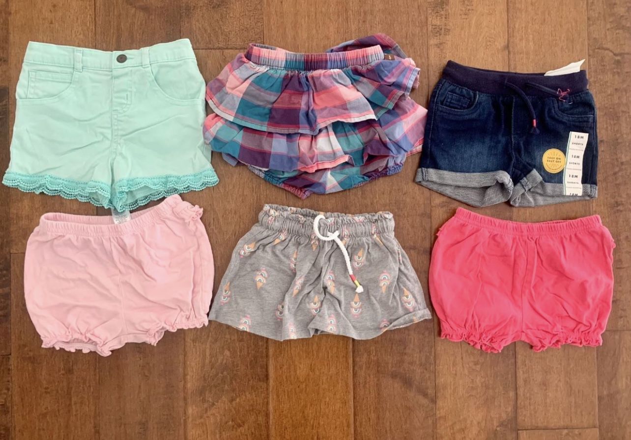 Baby Toddler Girl Shorts Skirt Lot Bundle Size 18-24 Months   6 piece lot. 3 skirts and 3 shorts   All are in good condition   All are size 18 or 24 m