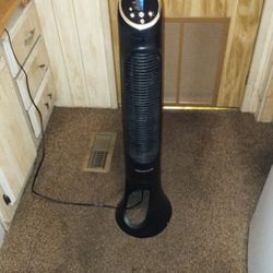 Honeywell Standing Fan 