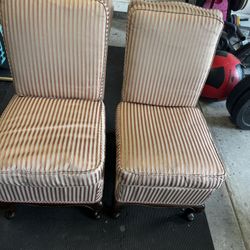 Slipper Accent Chairs 