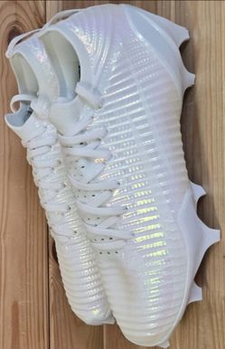 Brand New Under Armour Blur Pro Football Cleats White Iridescent Men Size 12