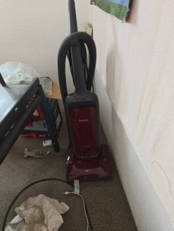 Vacuum Galaxy Barely Used 
