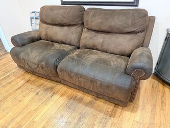 Recliner sofa