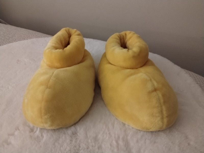 Disney Mickey Mouse Shoes Slippers Adult Large Yellow Disney Parks Souvenir