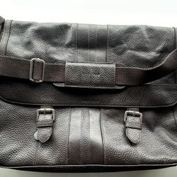 Cole Haan Men's Brown Pebble Leather Messenger Bag W/Magnetic Closure