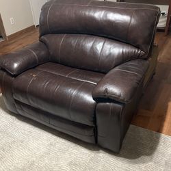 Dark Leather Love Seat