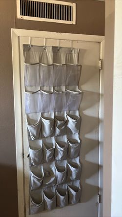 Hanging shoe rack