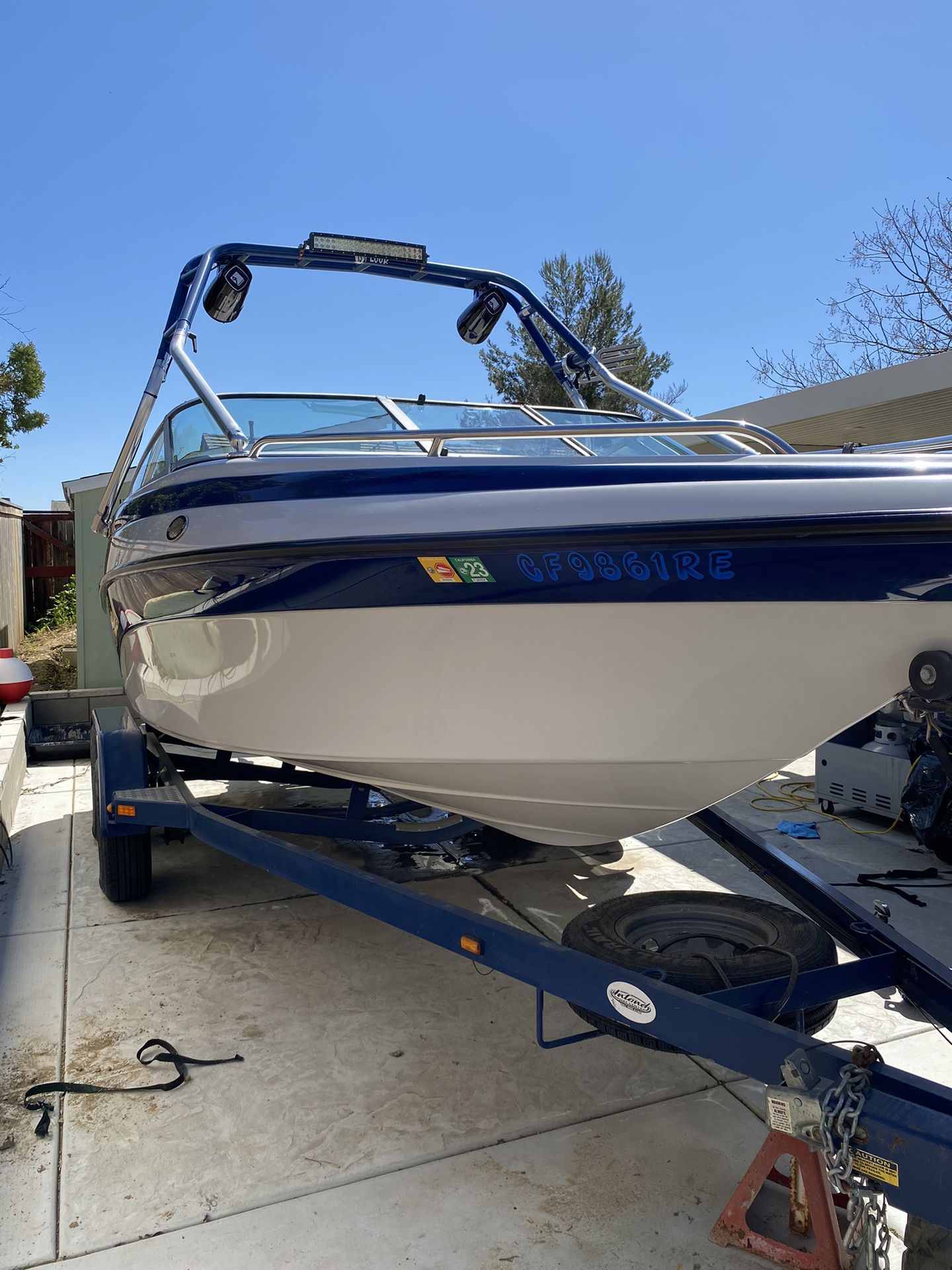 Boat 2005 Crownline 192