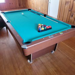 Pool Table 84x46.5