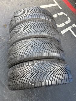 Michelin CrossClimate 2 Tires 235/55/20 Set of 4