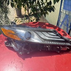 Toyota Camry Headlights 