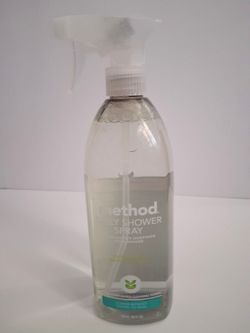 Daily shower spray