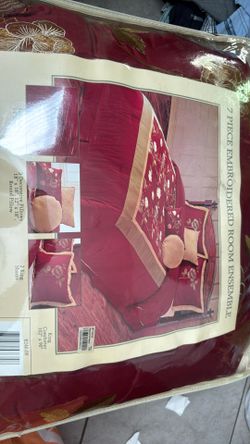 Embroidered Comforter 