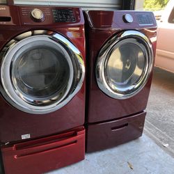 Samsung Washer And Dryer Set On Pedestal 