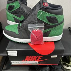 Air Jordan 1 Retro High OG Pine Green 2.0 