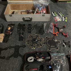 Drones. DJI F550. Tbs Discovery.   Neato. Sigan 