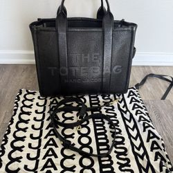 Marc Jacobs - The Leather Medium Tote Bag, Black