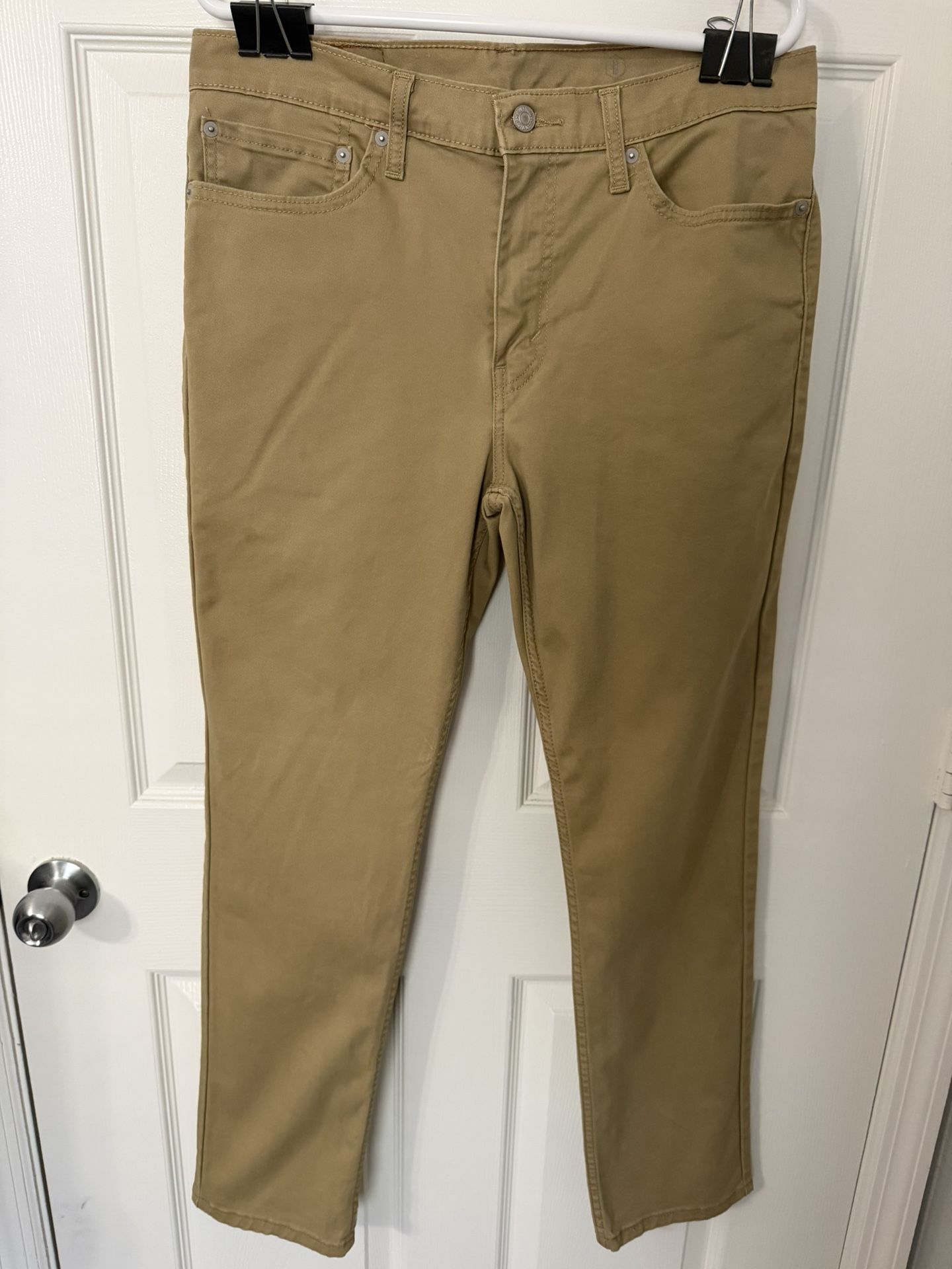Levi’s 541 Athletic Taper All Seasons Tech Pants 34x32