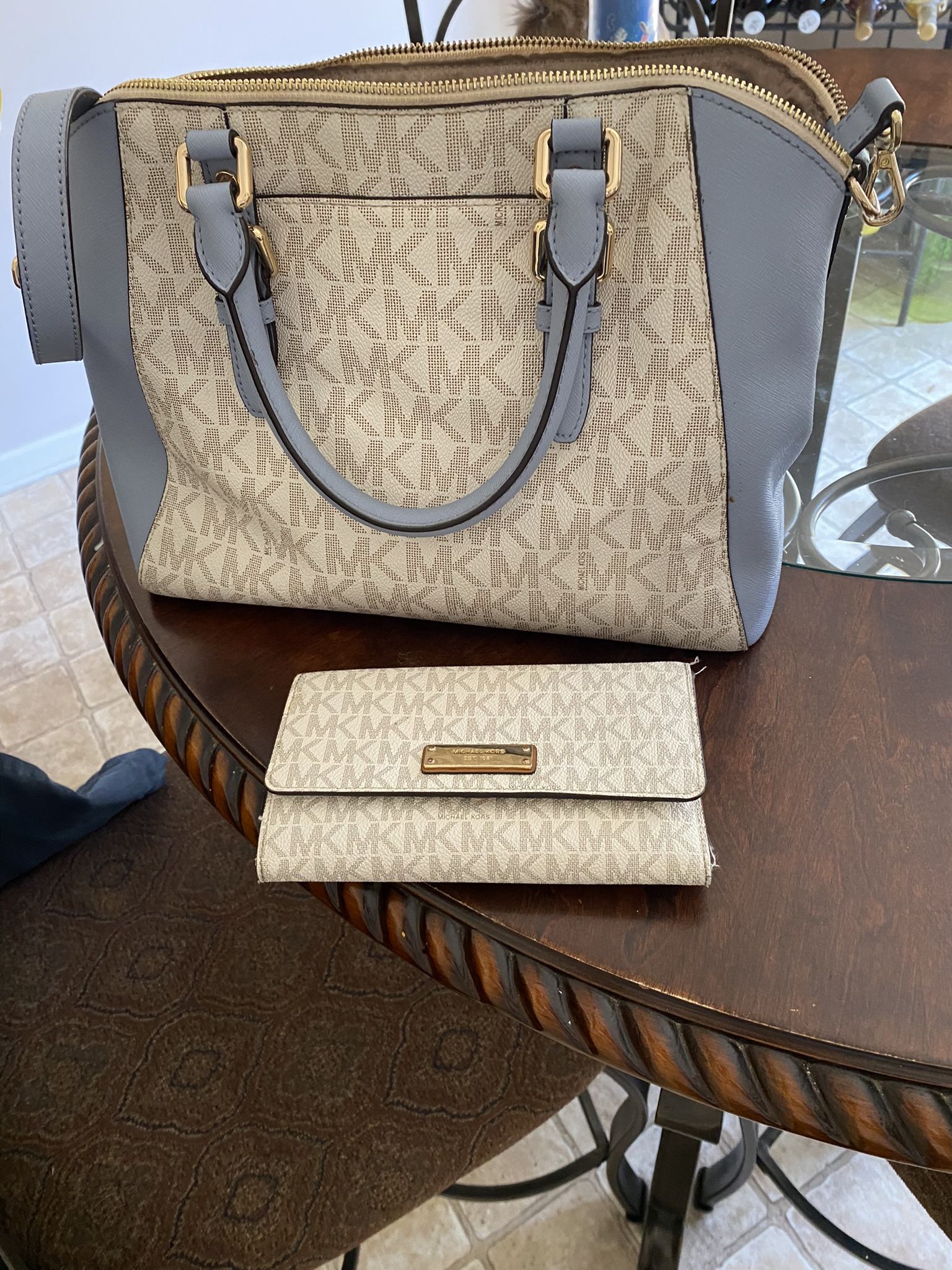 Michael Kors Set!!!