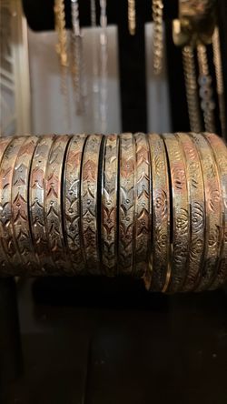 $3 bangles must but 3+