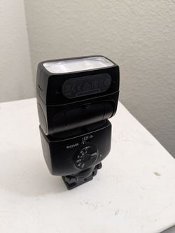 Canon Speedlite EL-100 Flash