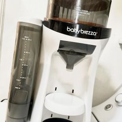Baby Brezza Formula Mixer 