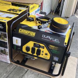 Champion Power Equipment 7850/6250-Watt Recoil Start Gasoline and Propane Powered Dual Fuel Portable Generator with CO Shield