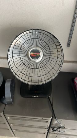 2 Presto Heat Dish $65 Or 2 for $120