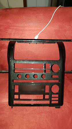 2004 Infiniti g35 coupe stereo cover