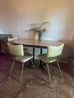 Kitchen table