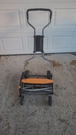 Fiskars reel lawn mower