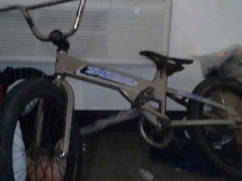 Dyno Bazooka 20 Inch