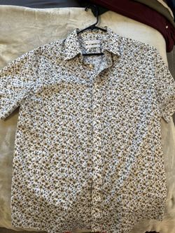 Gold Label Roundtree & Yorke- size Medium