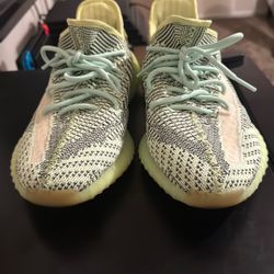 Adidas Yeezy Boost 350 V2. Size 12
